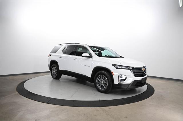 2022 Chevrolet Traverse AWD LT Cloth