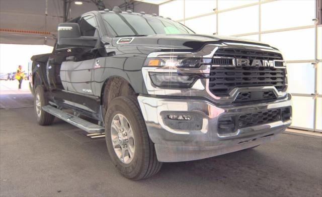 2025 RAM 2500 Big Horn Crew Cab 4x4 64 Box