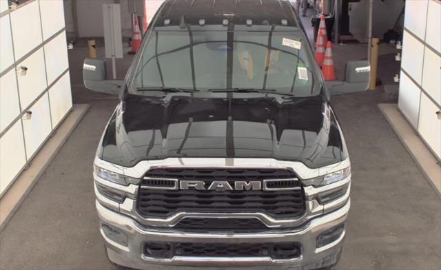 2025 RAM 2500 Big Horn Crew Cab 4x4 64 Box