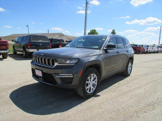 2022 Jeep Grand Cherokee Limited 4x4 2022 Jeep Grand Cherokee Limited 4x4