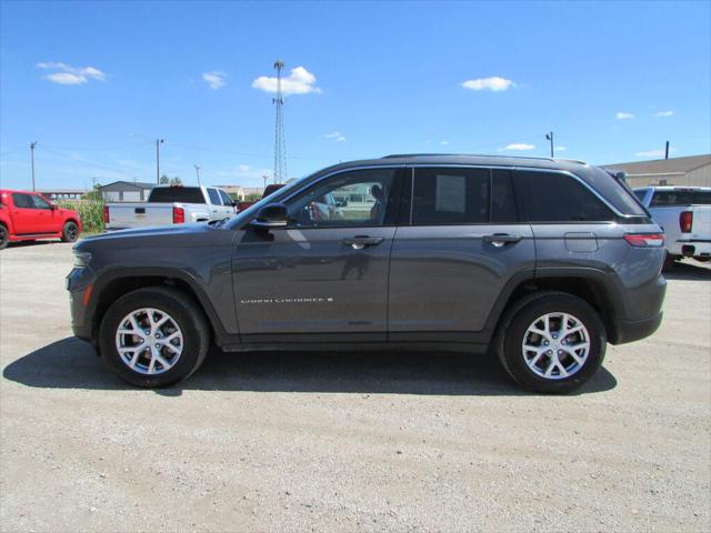 2022 Jeep Grand Cherokee Limited 4x4 2022 Jeep Grand Cherokee Limited 4x4