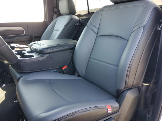 2026 Ram 3500 Tradesman Regular Cab 4x4 8' Box