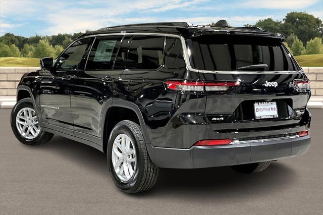 2025 Jeep Grand Cherokee GRAND CHEROKEE L LAREDO X 4X4