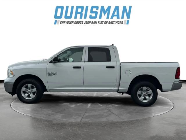 2023 RAM 1500 Classic SLT Crew Cab 4x4 57 Box