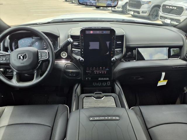 2025 RAM Ram 3500 RAM 3500 LIMITED CREW CAB 4X4 8 BOX