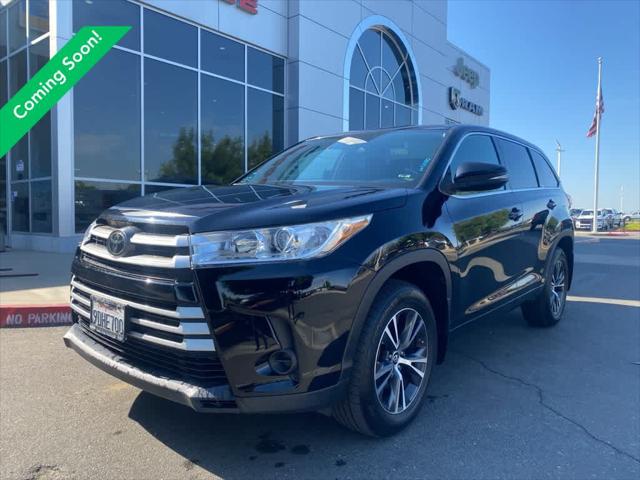 2017 Toyota Highlander LE