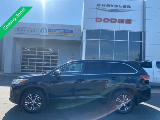 2017 Toyota Highlander LE