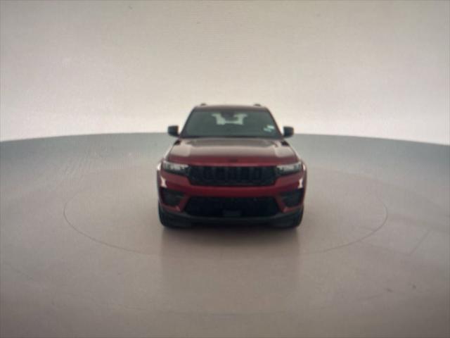 2022 Jeep Grand Cherokee Altitude 4x4