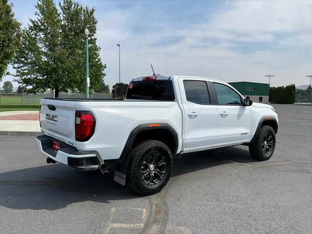 2025 GMC Canyon 4WD AT4