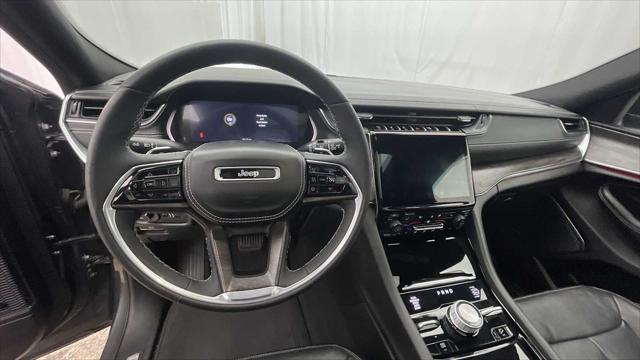 2023 Jeep Grand Cherokee L Overland 4x4 2023 Jeep Grand Cherokee L Overland 4x4