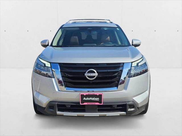 2023 Nissan Pathfinder Platinum FWD