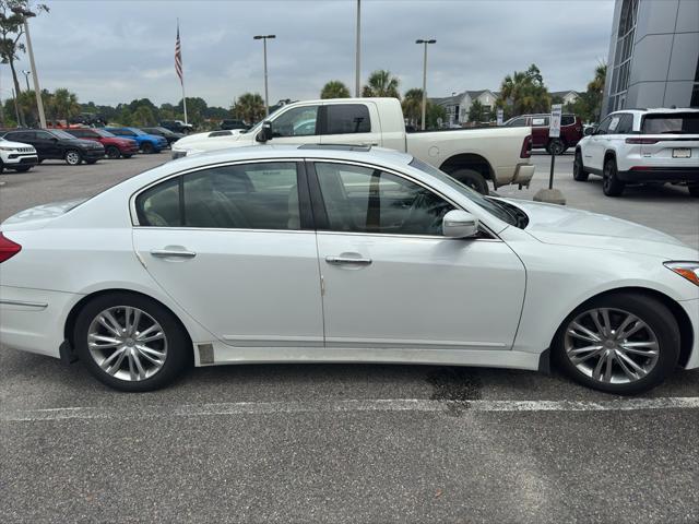 2013 Hyundai Genesis 3.8