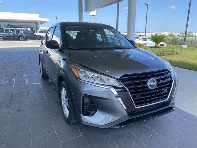 2023 Nissan Kicks S Xtronic CVT