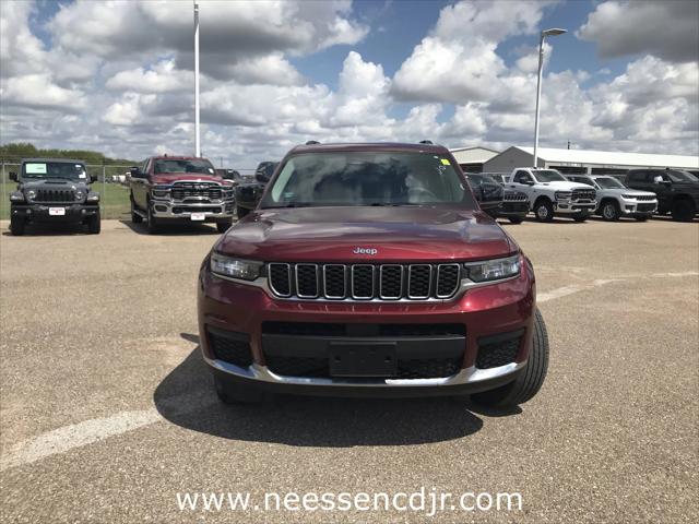 2023 Jeep Grand Cherokee L Laredo 4x4