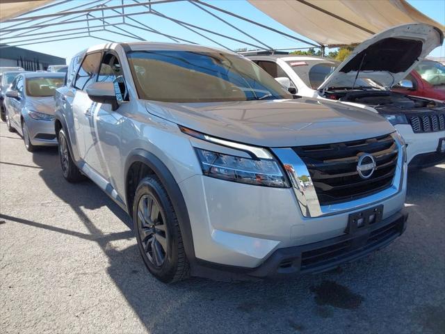 2022 Nissan Pathfinder S 4WD