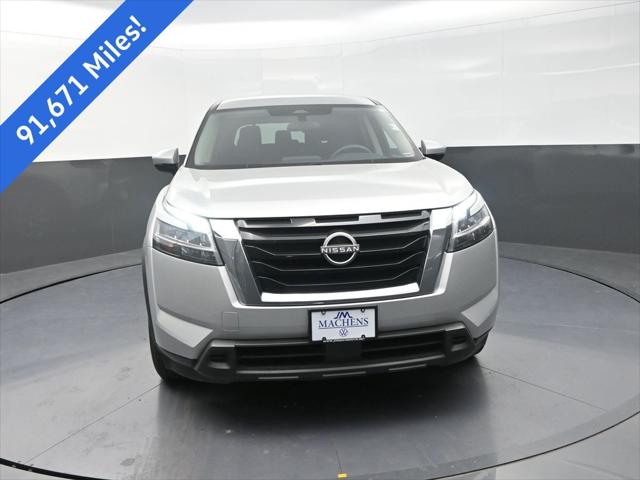 2022 Nissan Pathfinder S 4WD