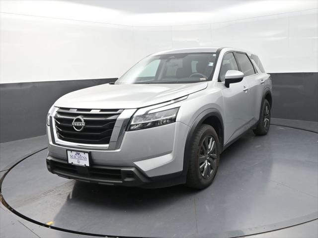 2022 Nissan Pathfinder S 4WD