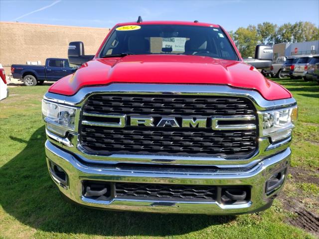 2024 RAM 2500 Big Horn Crew Cab 4x4 64 Box 2024 RAM 2500 Big Horn Crew Cab 4x4 64 Box