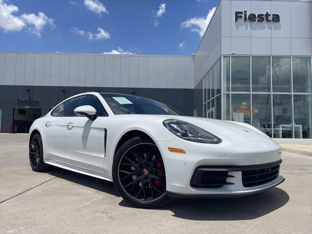 2019 Porsche Panamera 4