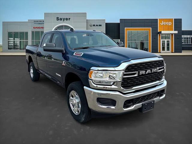 2022 RAM 2500 Big Horn Crew Cab 4x4 64 Box 2022 RAM 2500 Big Horn Crew Cab 4x4 64 Box