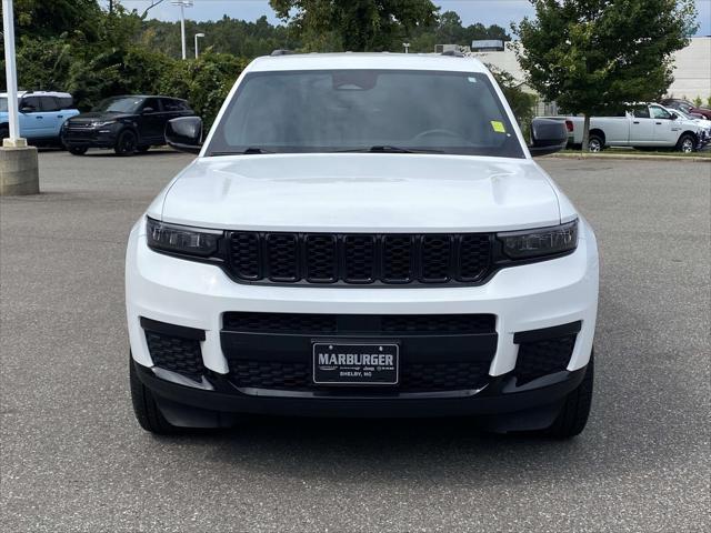 2023 Jeep Grand Cherokee L Altitude 4x2
