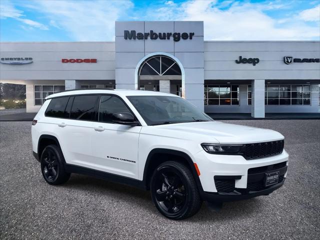 2023 Jeep Grand Cherokee L Altitude 4x2