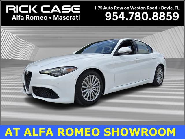 2022 Alfa Romeo Giulia Sprint RWD