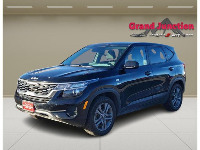 2022 Kia Seltos LX 2022 Kia Seltos LX