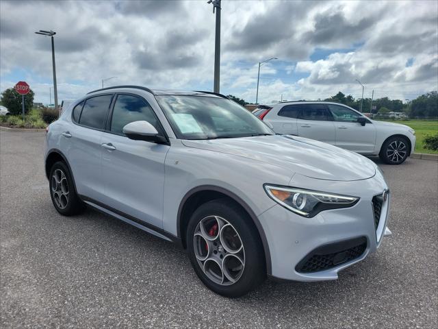 2022 Alfa Romeo Stelvio Ti AWD 2022 Alfa Romeo Stelvio Ti AWD