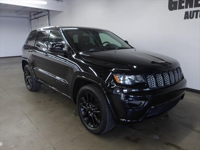 2018 Jeep Grand Cherokee Altitude 4x4 2018 Jeep Grand Cherokee Altitude 4x4