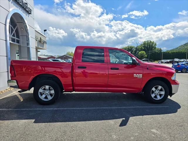 2023 RAM 1500 Classic SLT Crew Cab 4x4 57 Box