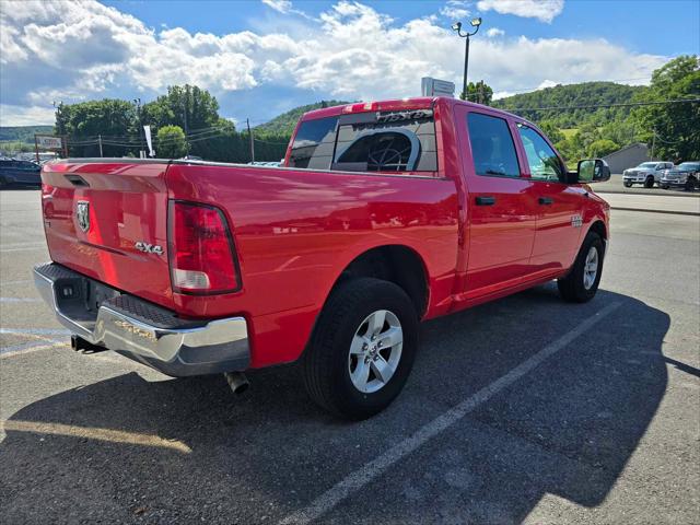 2023 RAM 1500 Classic SLT Crew Cab 4x4 57 Box