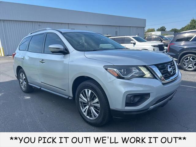 2020 Nissan Pathfinder SL 2WD