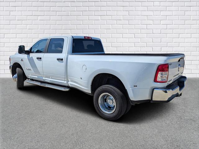 2024 RAM 3500 Big Horn Crew Cab 4x4 8 Box 2024 RAM 3500 Big Horn Crew Cab 4x4 8 Box