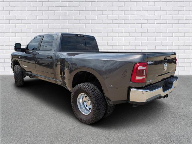 2024 RAM 3500 Laramie Crew Cab 4x4 8 Box