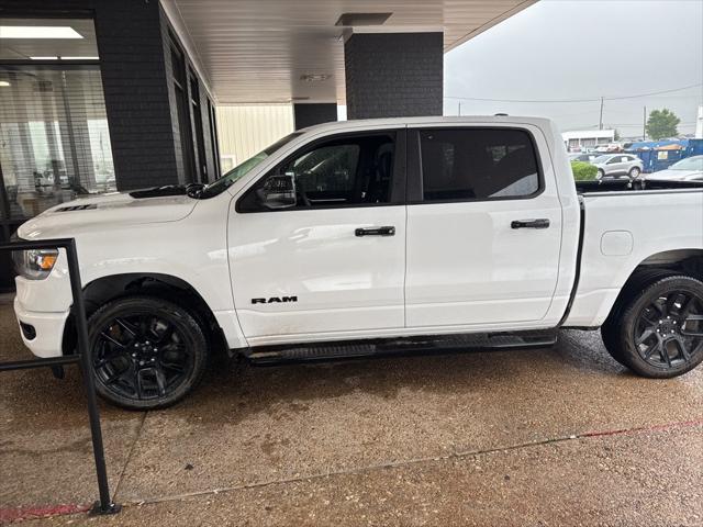 2024 RAM 1500 Laramie Crew Cab 4x4 57 Box 2024 RAM 1500 Laramie Crew Cab 4x4 57 Box