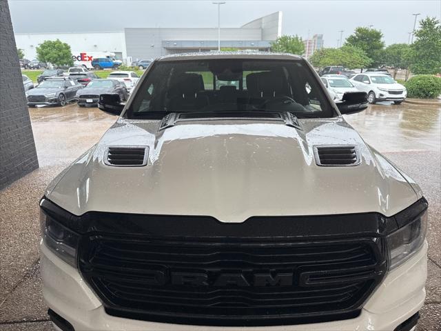 2024 RAM 1500 Laramie Crew Cab 4x4 57 Box 2024 RAM 1500 Laramie Crew Cab 4x4 57 Box