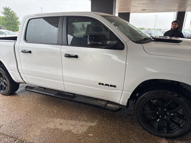 2024 RAM 1500 Laramie Crew Cab 4x4 57 Box 2024 RAM 1500 Laramie Crew Cab 4x4 57 Box