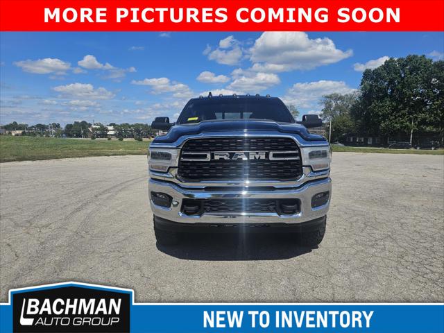 2022 RAM 2500 Big Horn Crew Cab 4x4 64 Box