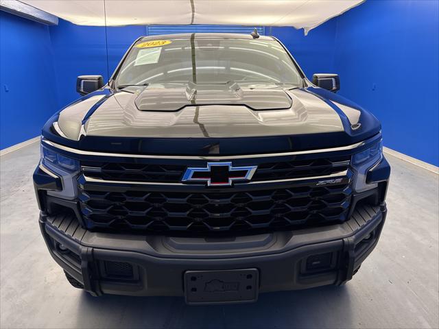 2023 Chevrolet Silverado 1500 4WD Crew Cab Short Bed ZR2 2023 Chevrolet Silverado 1500 4WD Crew Cab Short Bed ZR2
