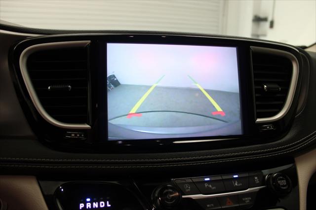 2021 Chrysler Pacifica Touring L 2021 Chrysler Pacifica Touring L