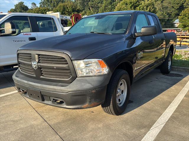2019 RAM 1500 Classic Tradesman Crew Cab 4x4 57 Box
