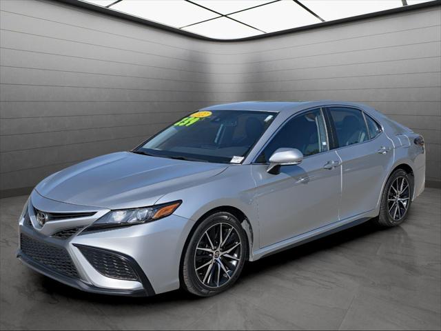 2022 Toyota Camry SE AWD