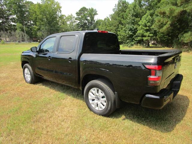 2022 Nissan Frontier Crew Cab SV 4x2