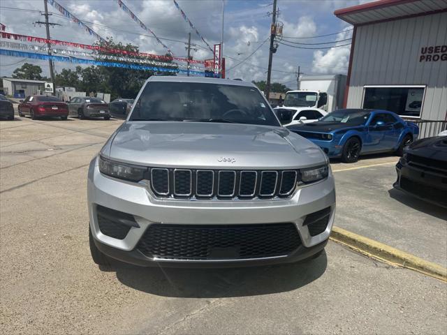 2025 Jeep Grand Cherokee Laredo 4x2