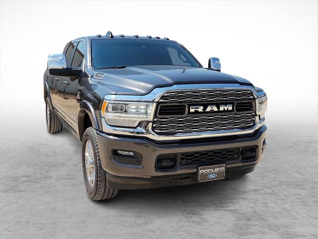 2024 RAM 3500 Limited Mega Cab 4x4 64 Box