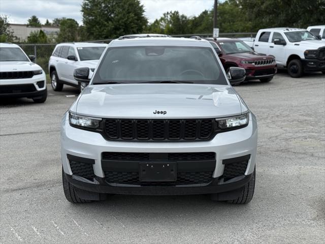 2023 Jeep Grand Cherokee L Altitude 4x4