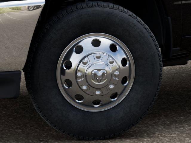 2025 Ram 3500 Big Horn Crew Cab 4x4 8' Box