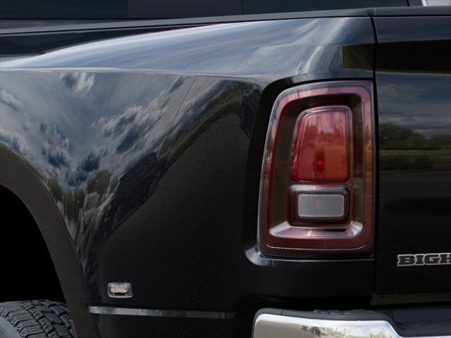 2025 Ram 3500 Big Horn Crew Cab 4x4 8' Box