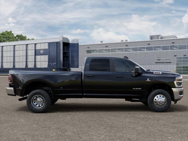 2025 Ram 3500 Big Horn Crew Cab 4x4 8' Box